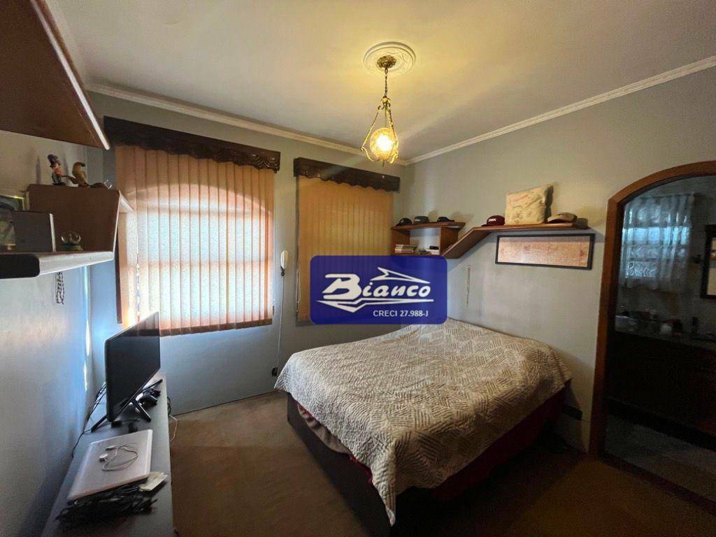 Casa à venda com 3 quartos, 317m² - Foto 27