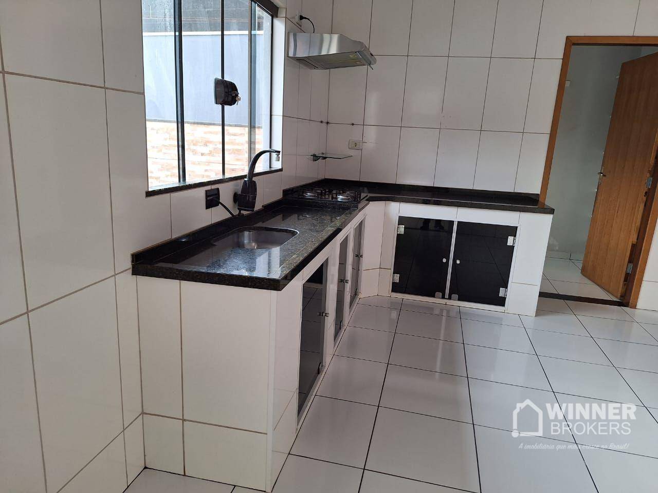 Casa à venda com 5 quartos, 273m² - Foto 4