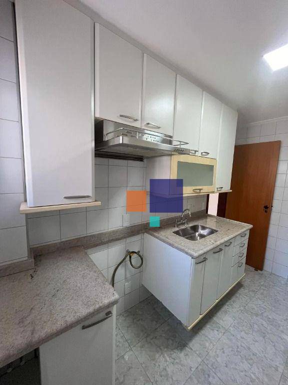 Apartamento à venda com 3 quartos, 105m² - Foto 11