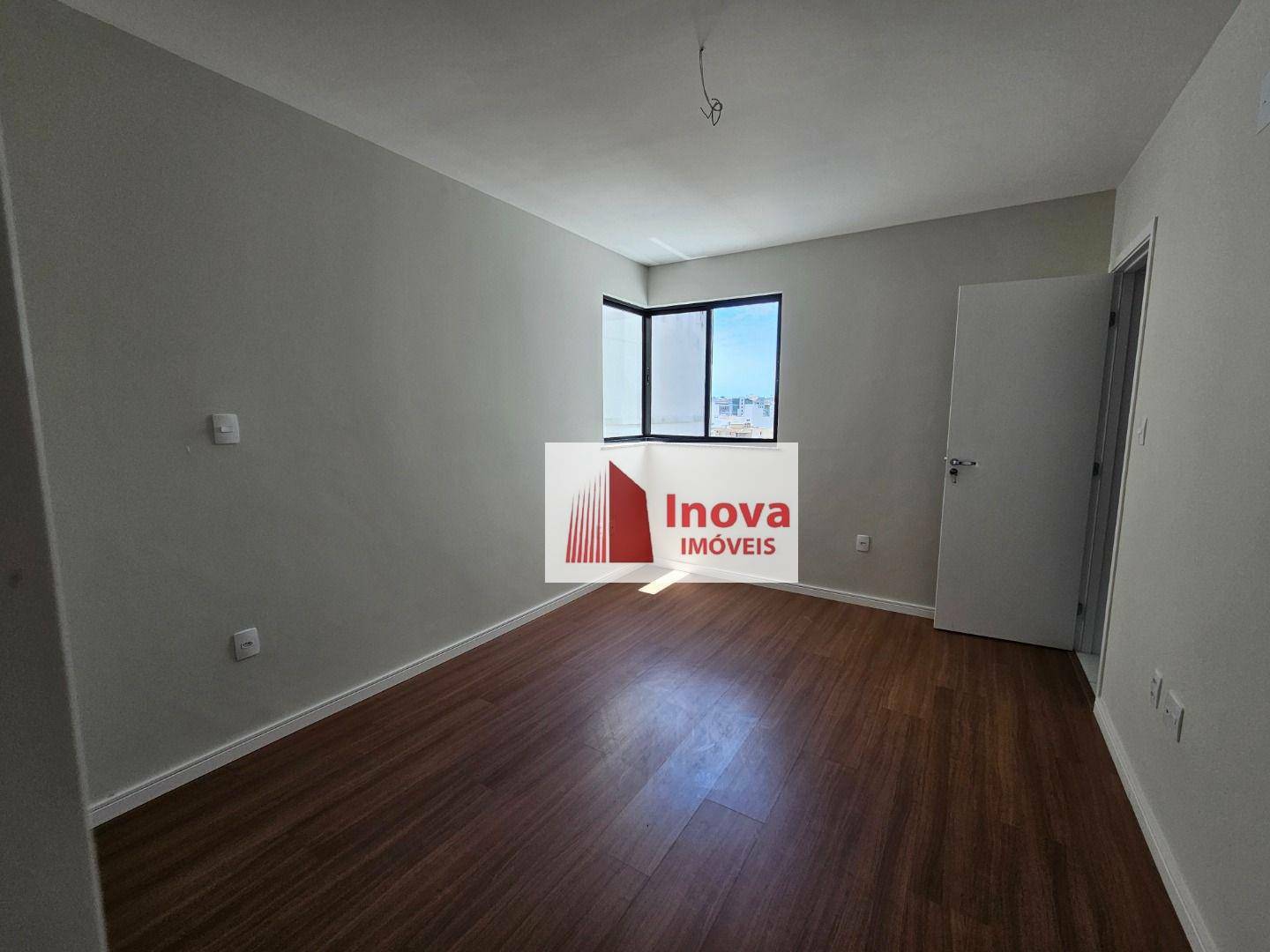 Apartamento à venda com 3 quartos, 120m² - Foto 16