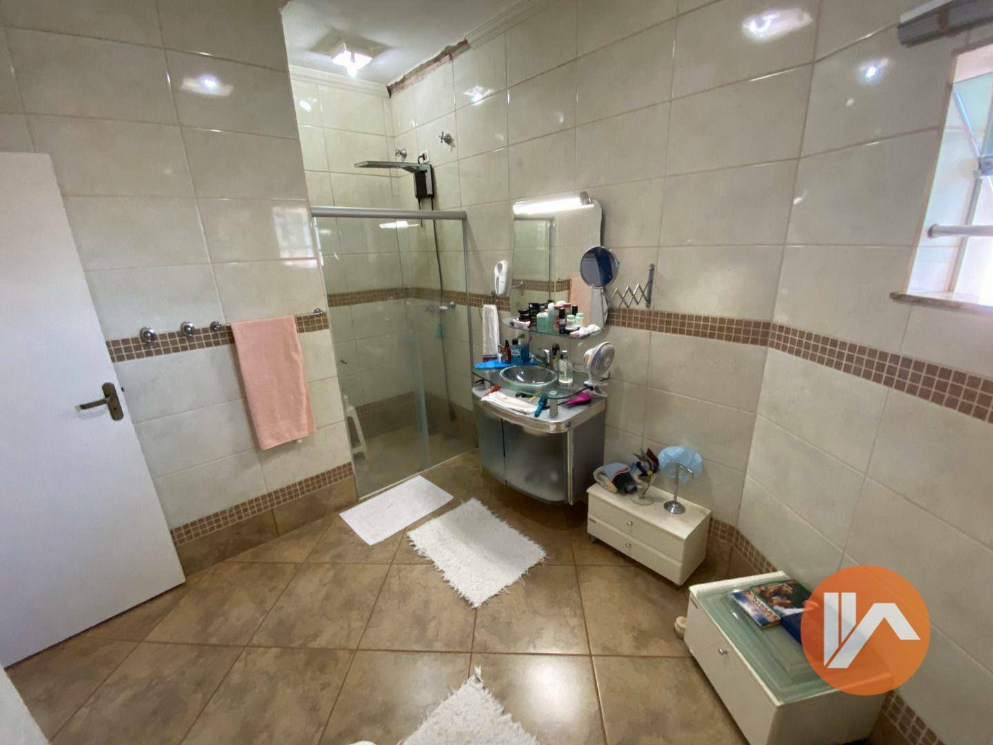 Casa à venda com 4 quartos, 600m² - Foto 17