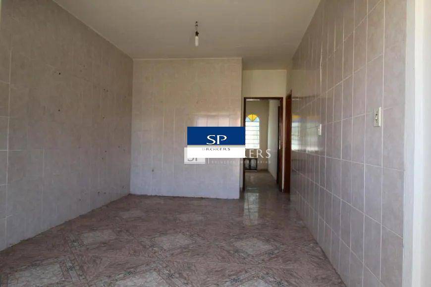 Casa à venda com 2 quartos, 120m² - Foto 13