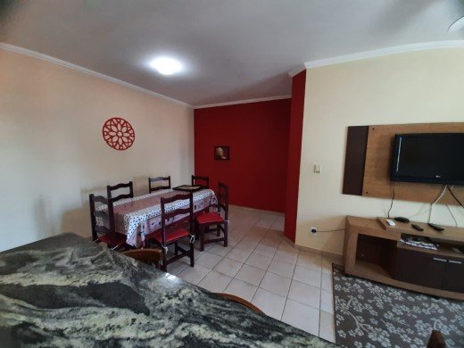 Apartamento à venda com 2 quartos, 72m² - Foto 10