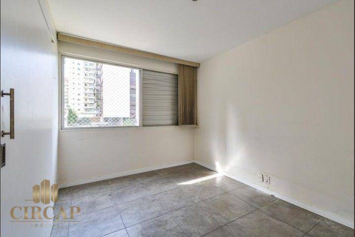 Apartamento à venda com 3 quartos, 135m² - Foto 13