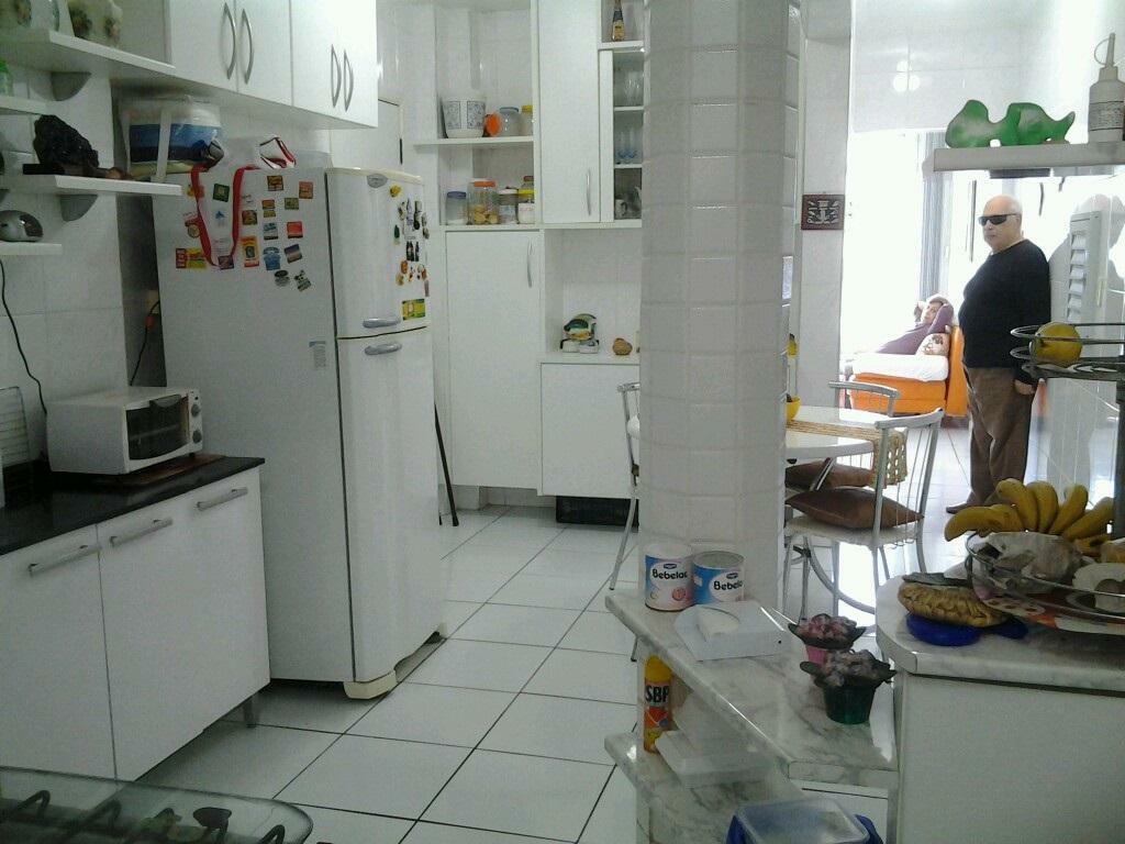 Apartamento à venda com 2 quartos, 85m² - Foto 20