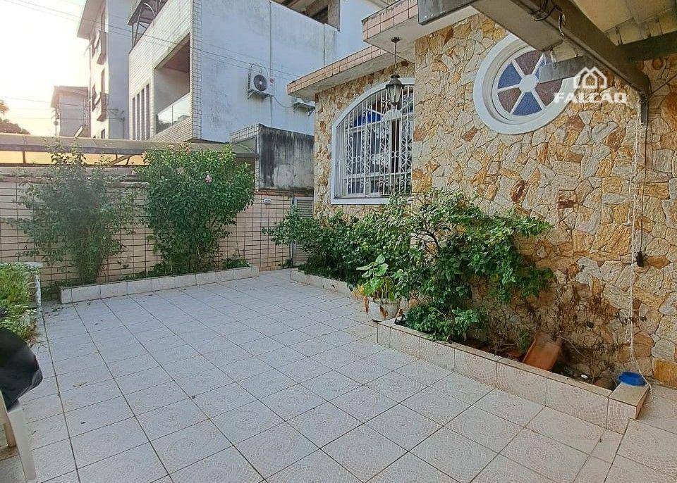 Casa à venda com 5 quartos, 170m² - Foto 11