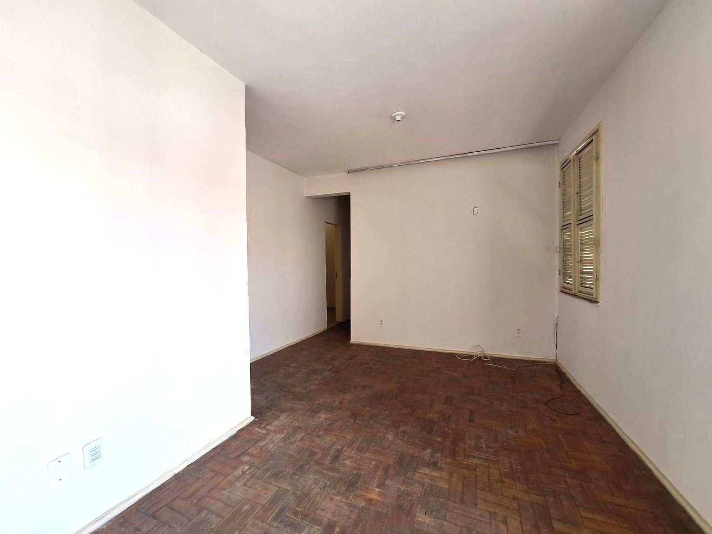 Apartamento à venda e aluguel com 3 quartos, 84m² - Foto 4