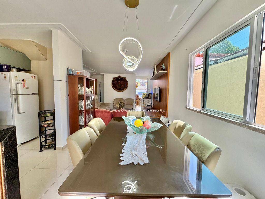 Casa à venda com 4 quartos, 149m² - Foto 13