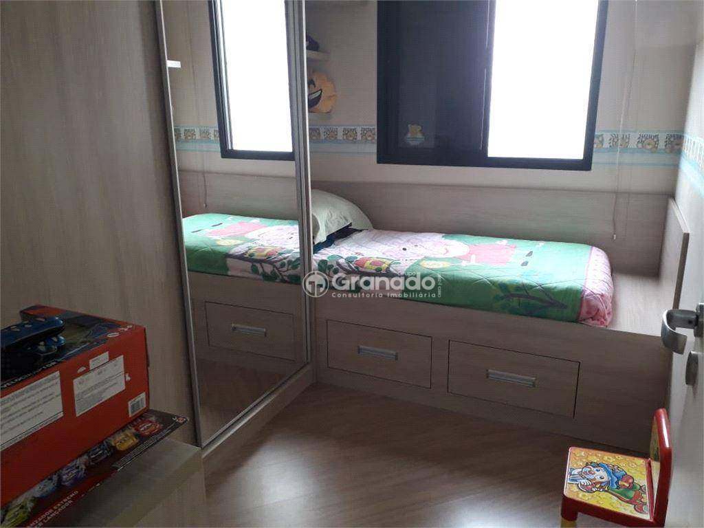 Apartamento à venda com 3 quartos, 67m² - Foto 34