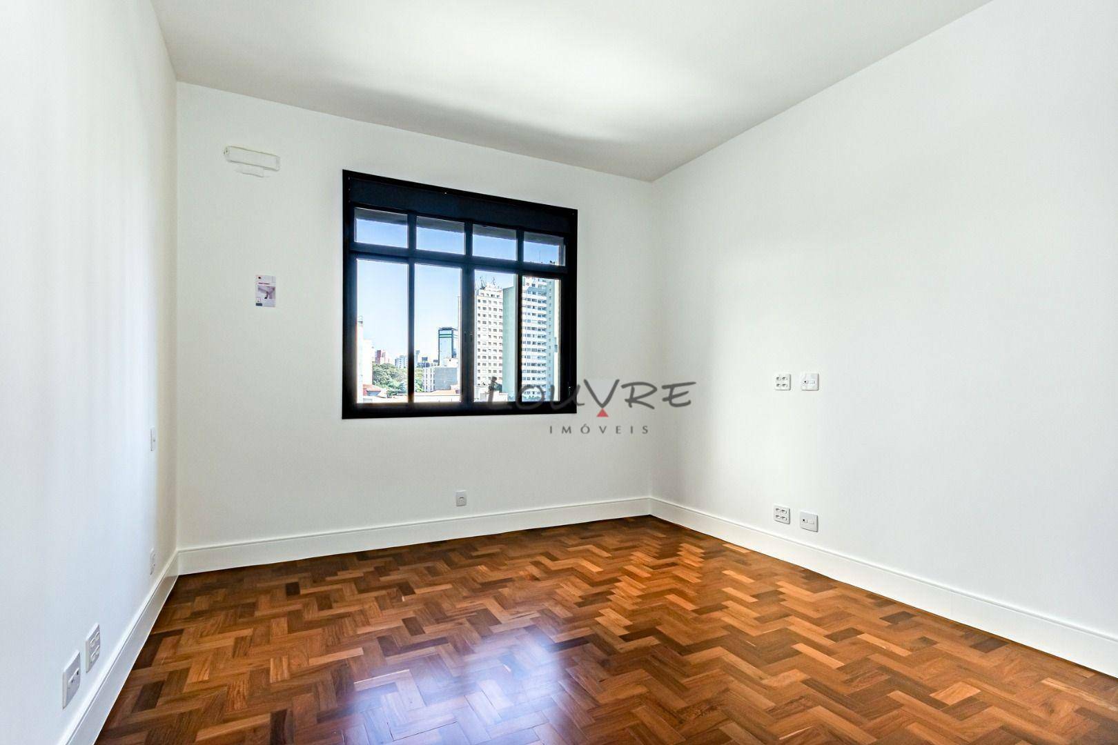 Apartamento à venda com 3 quartos, 212m² - Foto 14