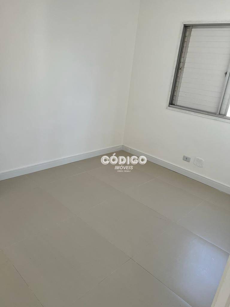 Apartamento à venda com 2 quartos, 64m² - Foto 5