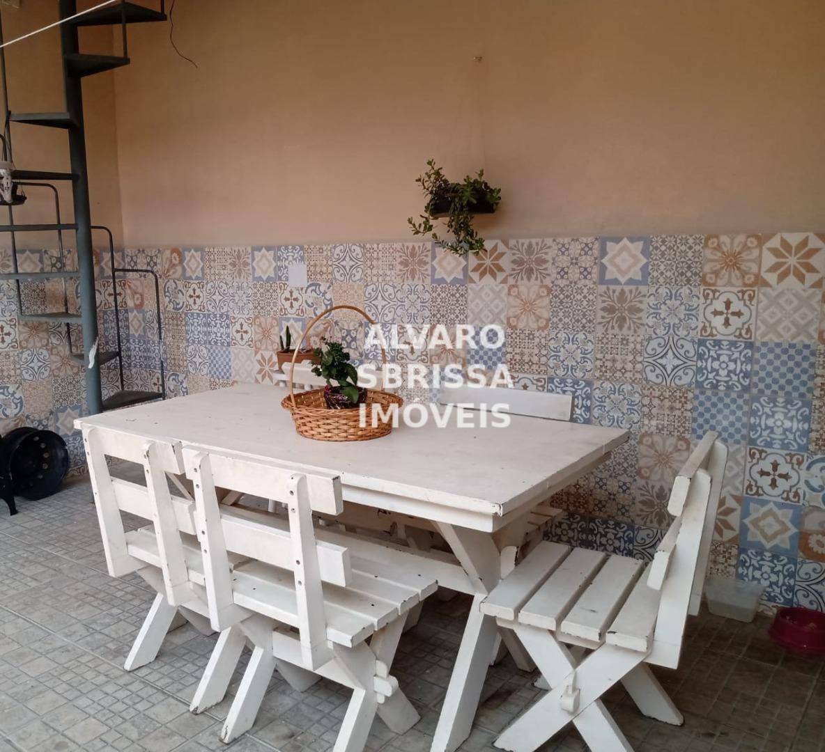 Casa à venda com 4 quartos, 176m² - Foto 17