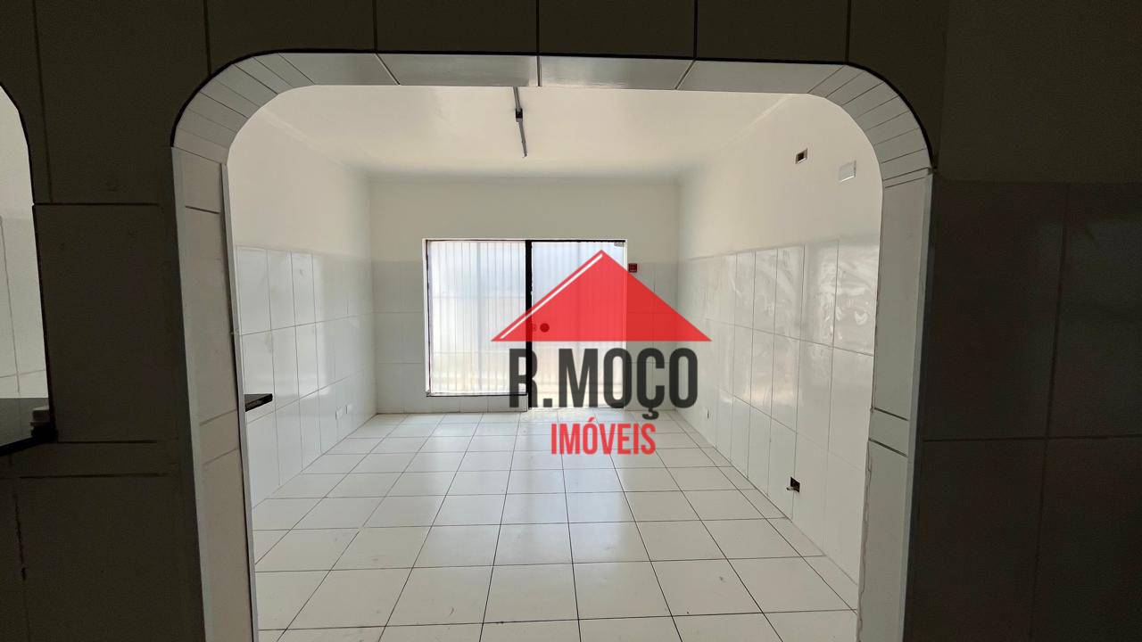 Casa para alugar com 5 quartos, 130m² - Foto 8