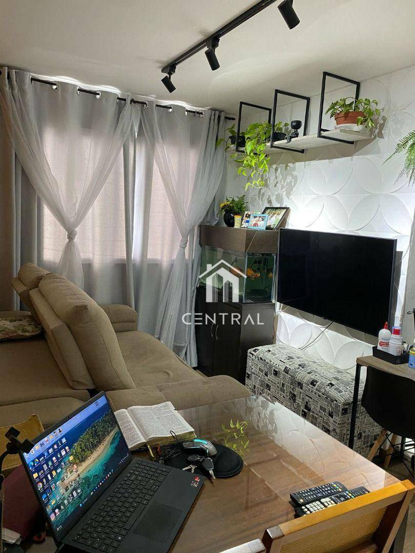 Apartamento à venda com 2 quartos, 44m² - Foto 1