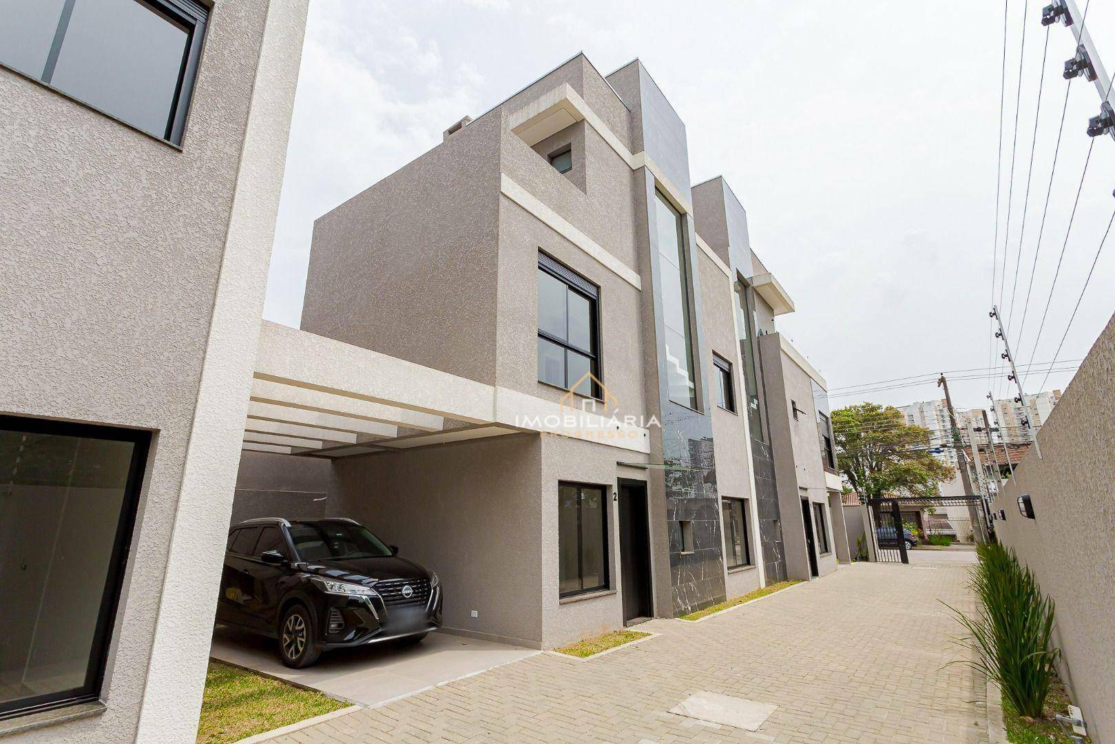 Sobrado à venda com 3 quartos, 124m² - Foto 1