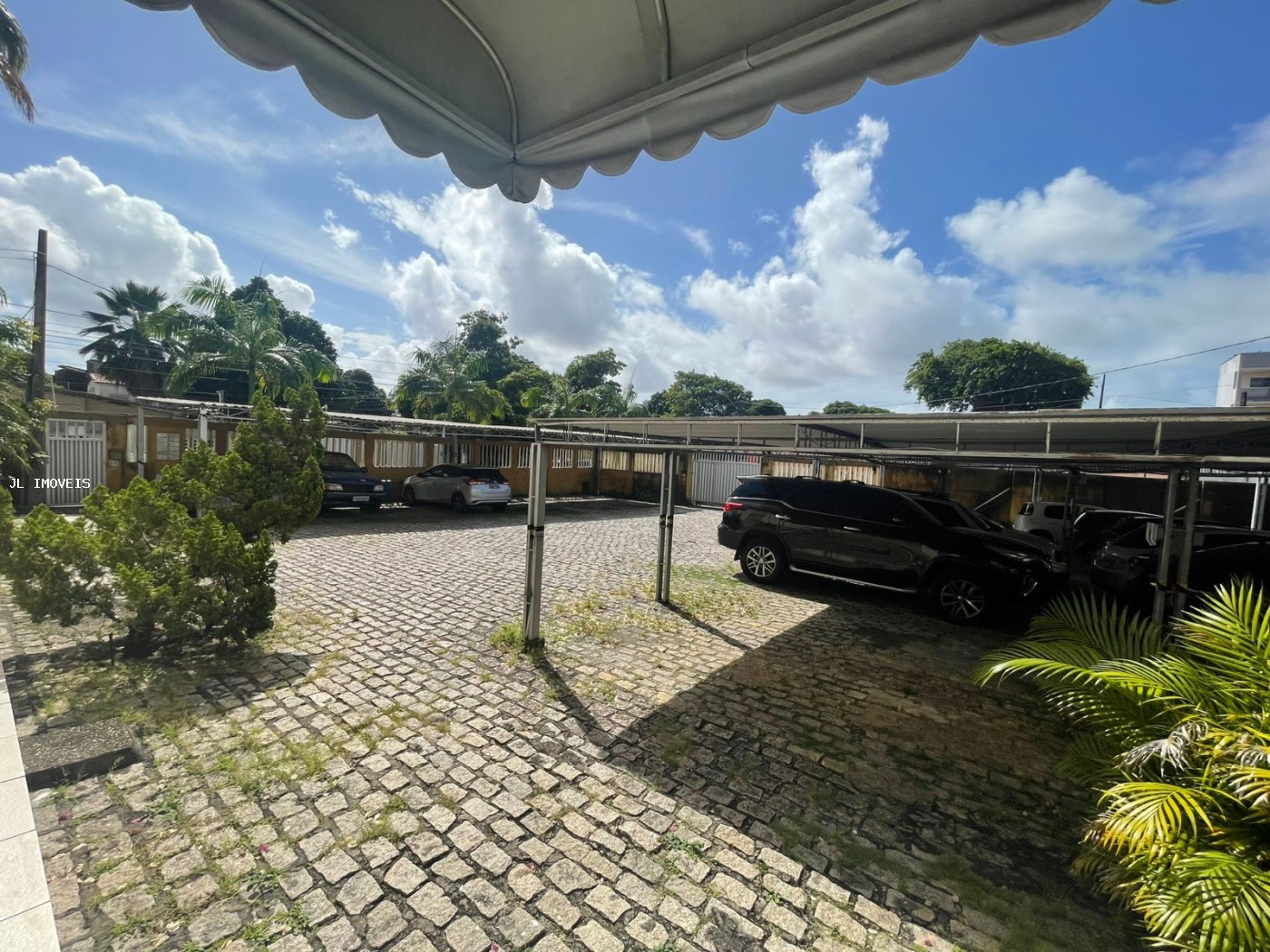 Apartamento à venda com 2 quartos, 75m² - Foto 6