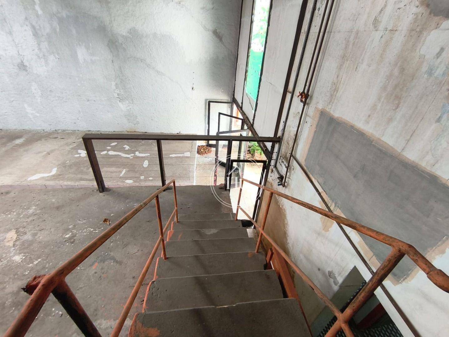 Depósito-Galpão-Armazém à venda e aluguel, 310m² - Foto 14