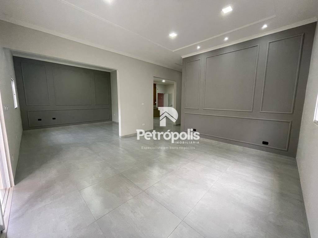 Casa à venda com 3 quartos, 185m² - Foto 4