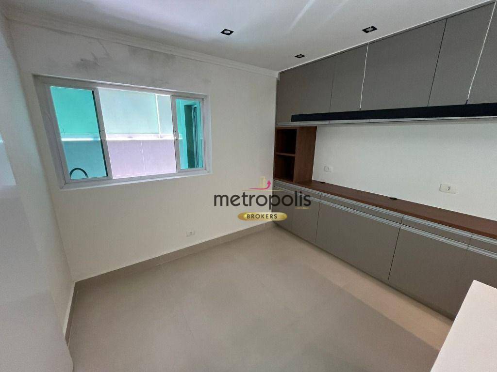 Sobrado à venda com 3 quartos, 200m² - Foto 13