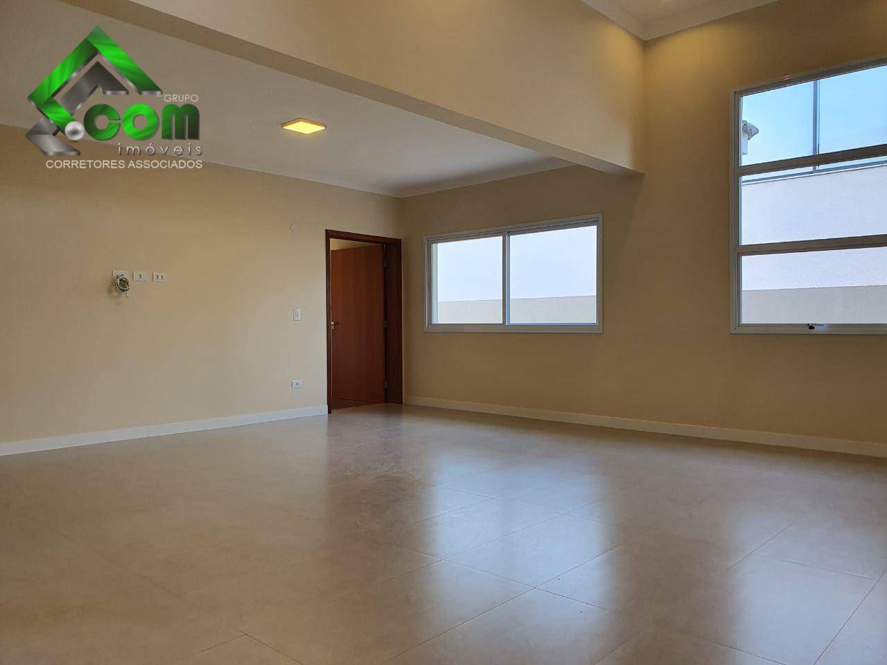 Casa à venda com 3 quartos, 323m² - Foto 6
