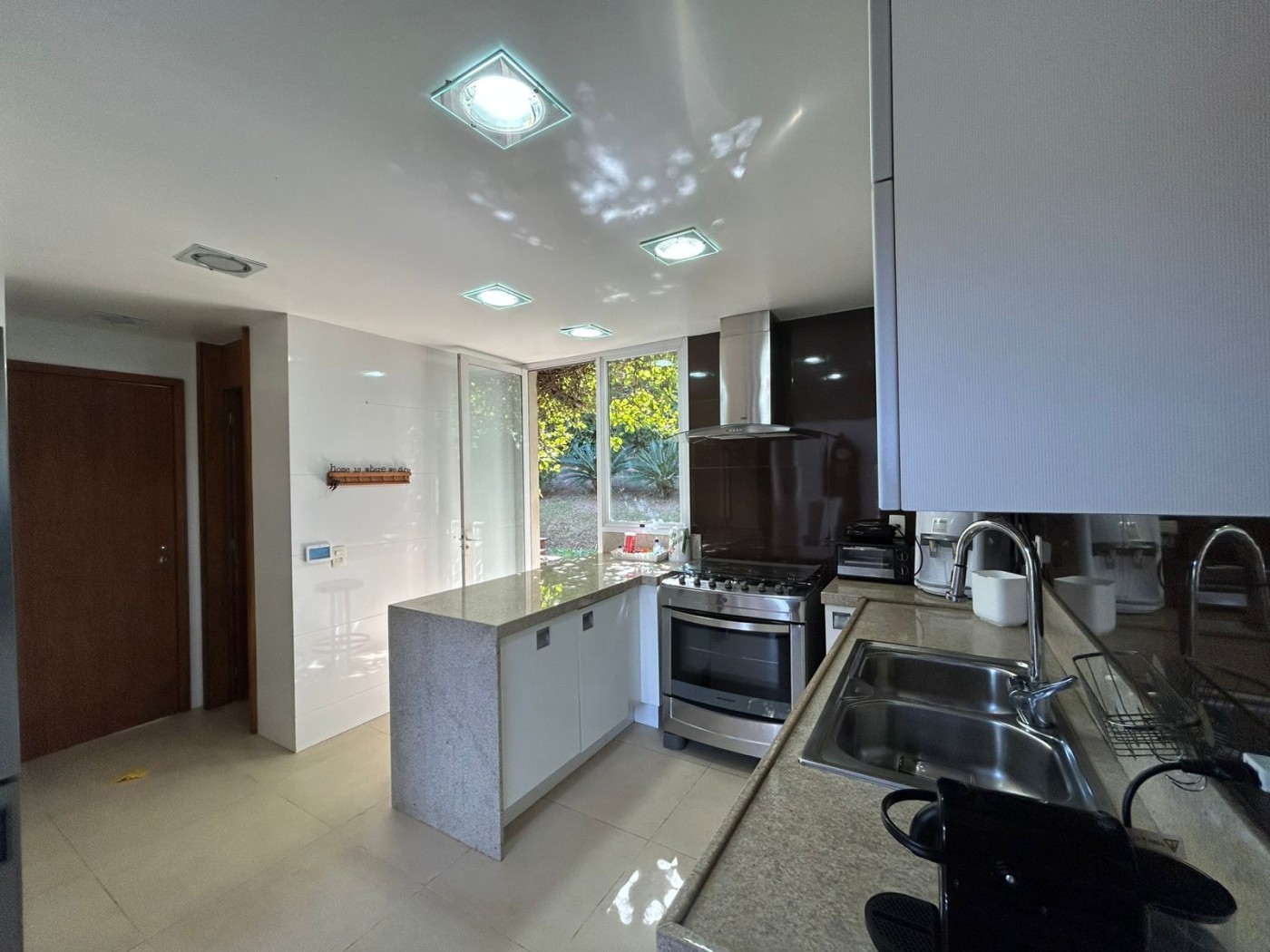 Casa de Condomínio à venda com 5 quartos, 560m² - Foto 58