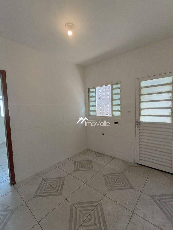 Casa, 3 quartos, 68 m² - Foto 4