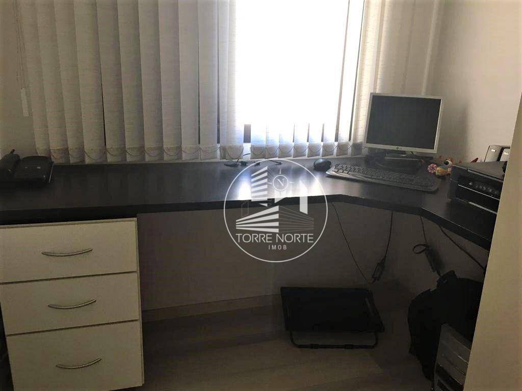 Apartamento à venda com 3 quartos, 85m² - Foto 10