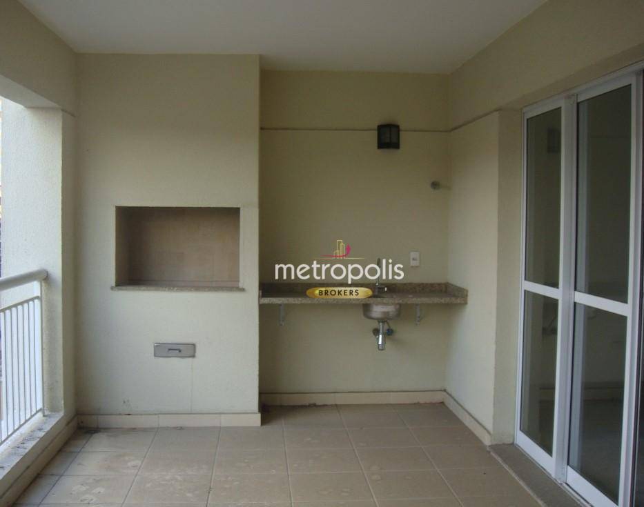 Apartamento à venda com 4 quartos, 242m² - Foto 1