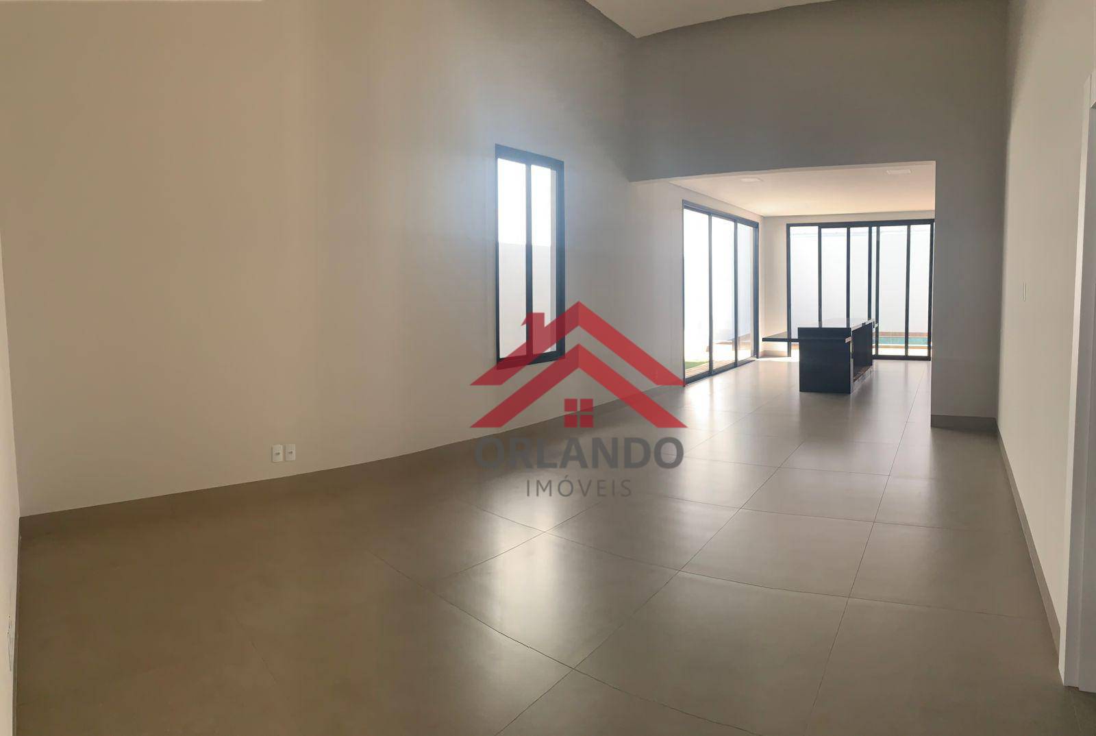 Casa à venda com 3 quartos, 160m² - Foto 2