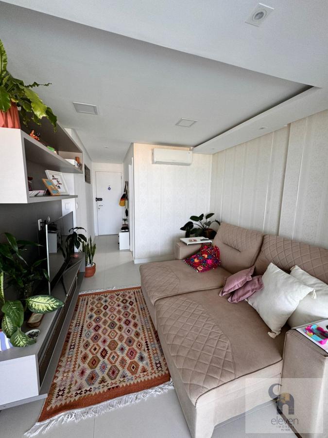 Apartamento à venda com 1 quarto, 45m² - Foto 6