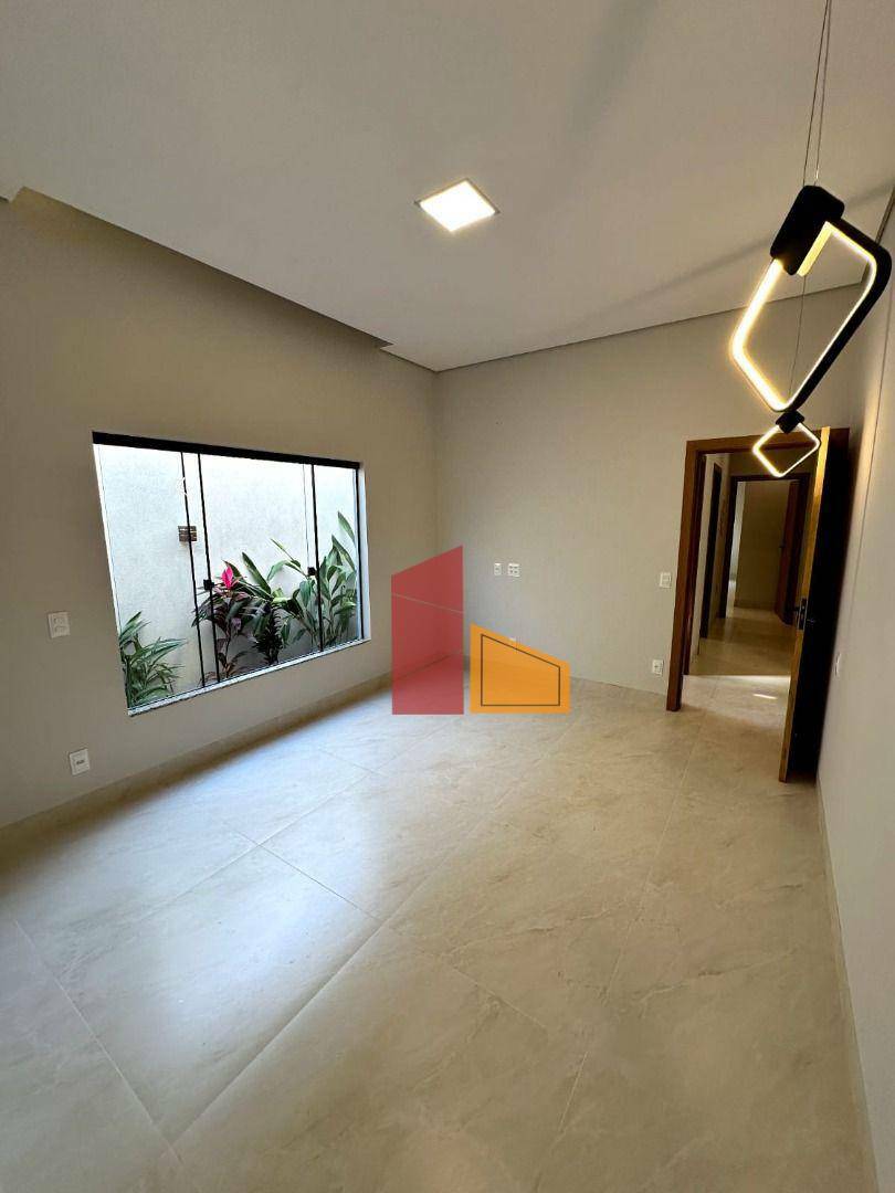 Casa à venda com 3 quartos, 160m² - Foto 2