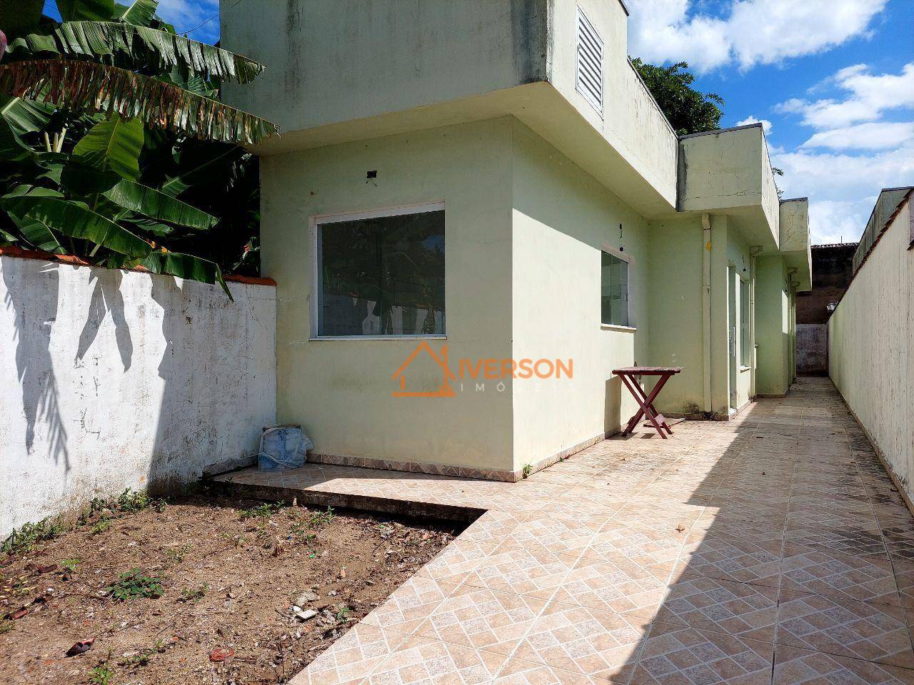 Casa, 2 quartos, 72 m² - Foto 1