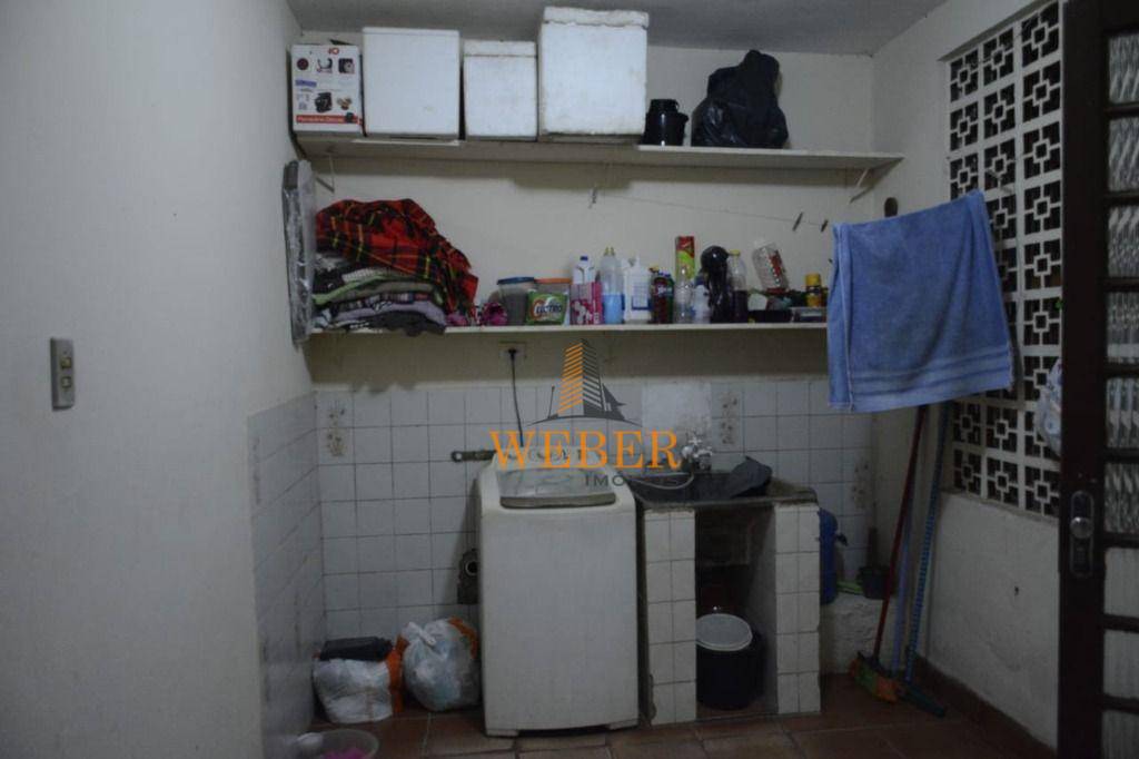 Sobrado à venda com 3 quartos, 210m² - Foto 12