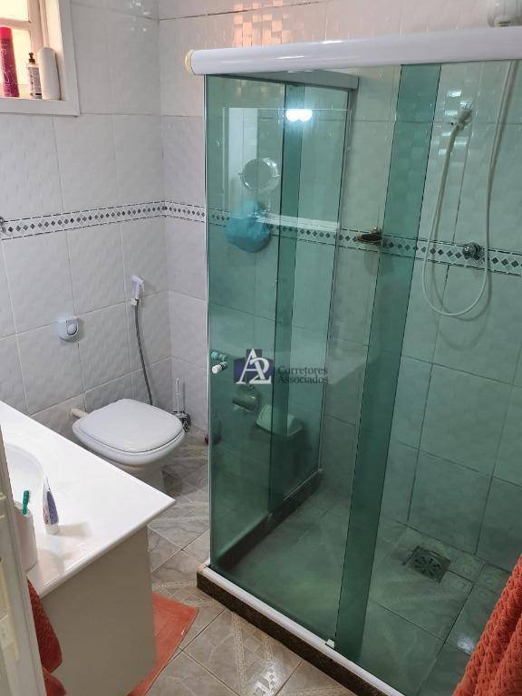 Casa à venda com 3 quartos, 250M2 - Foto 16