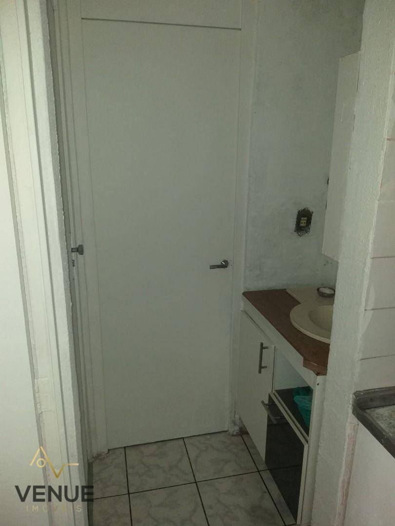 Apartamento à venda com 2 quartos, 56m² - Foto 12