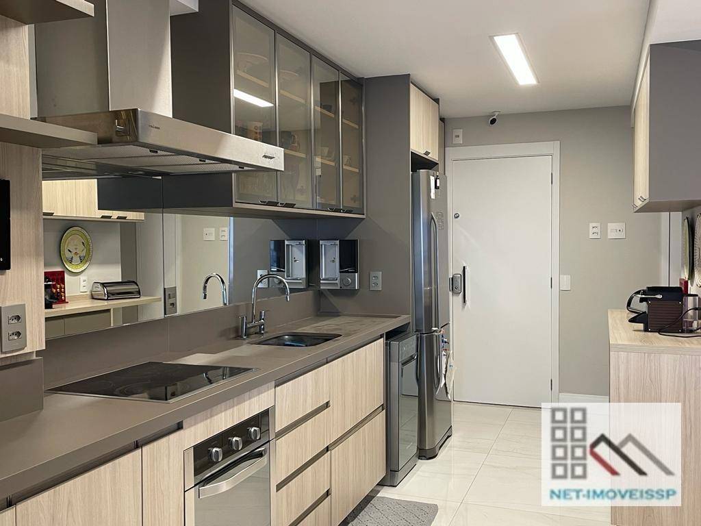 Apartamento à venda com 3 quartos, 137m² - Foto 8