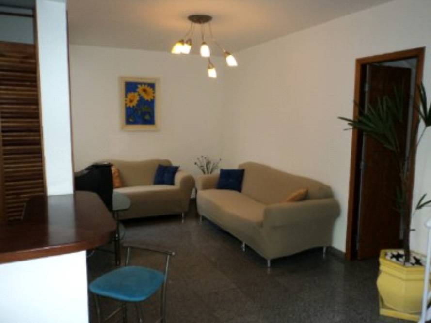 Apartamento para alugar com 2 quartos, 76m² - Foto 4