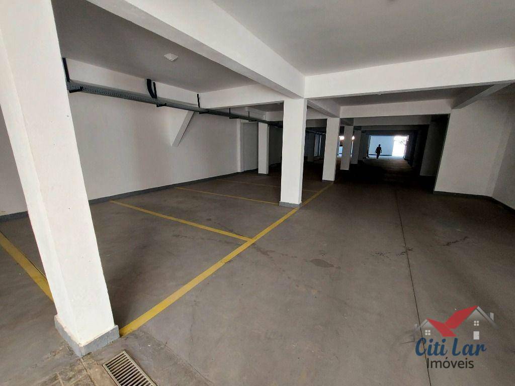 Apartamento para alugar com 1 quarto, 35m² - Foto 11