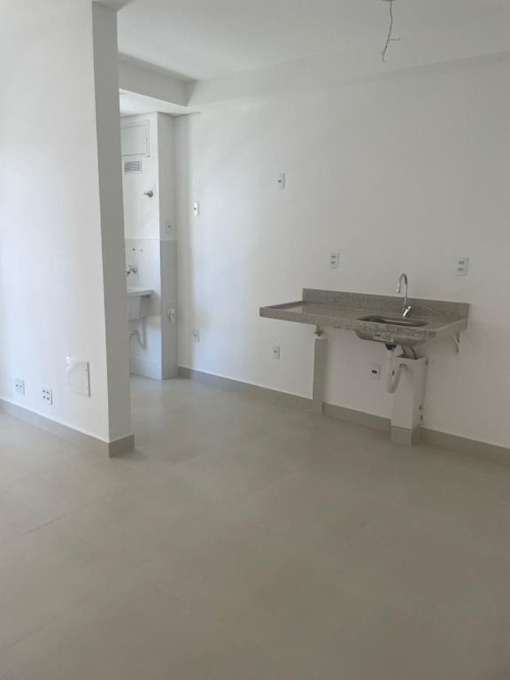 Apartamento para alugar com 2 quartos, 70m² - Foto 6