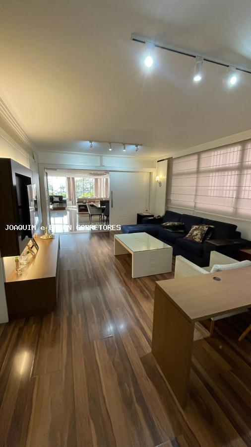 Apartamento à venda com 4 quartos, 332m² - Foto 5