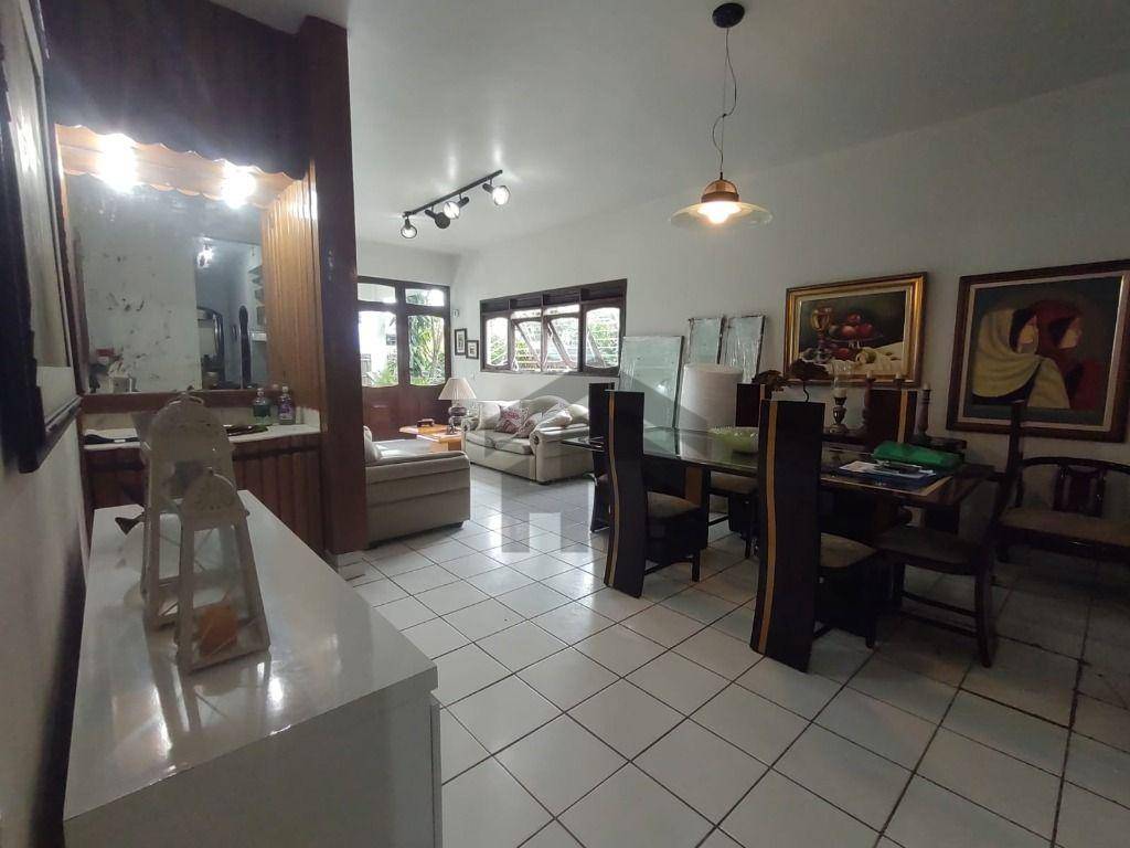 Casa à venda com 6 quartos, 450m² - Foto 16