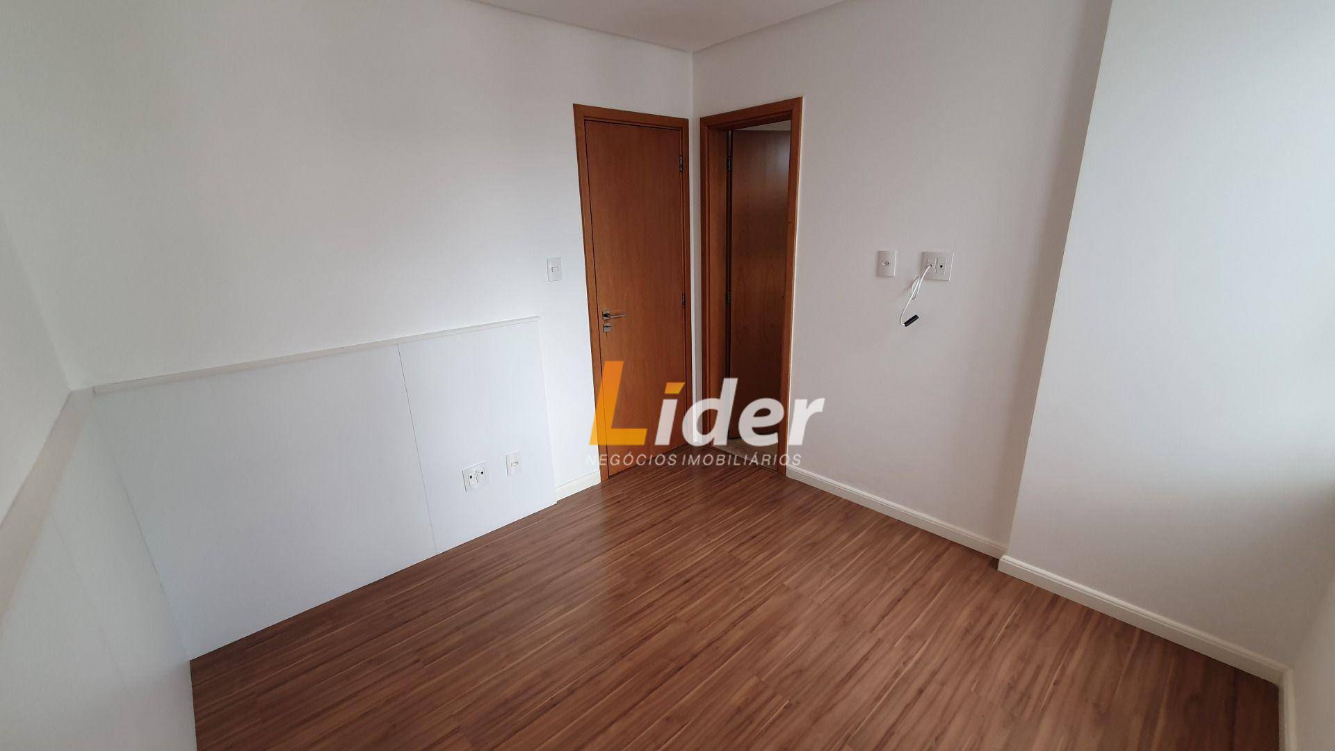 Apartamento à venda com 2 quartos, 82m² - Foto 17