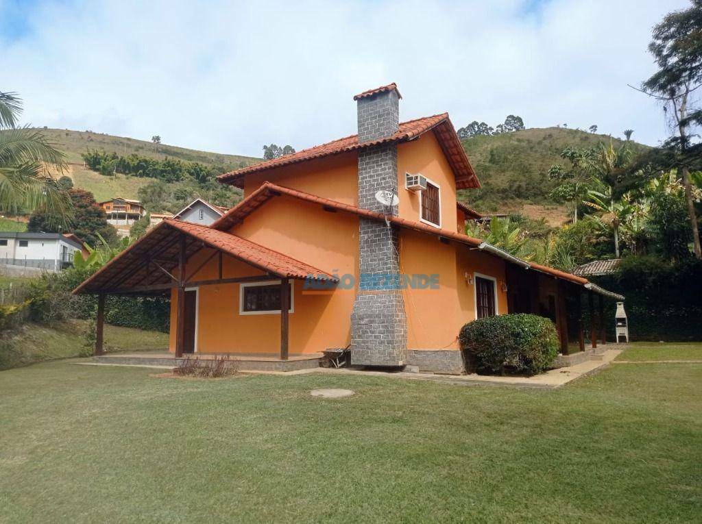 Casa de Condomínio à venda com 5 quartos, 302m² - Foto 4