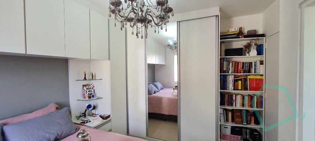 Apartamento à venda com 3 quartos, 78m² - Foto 30