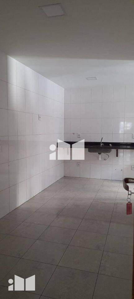 Apartamento à venda com 4 quartos, 141m² - Foto 9