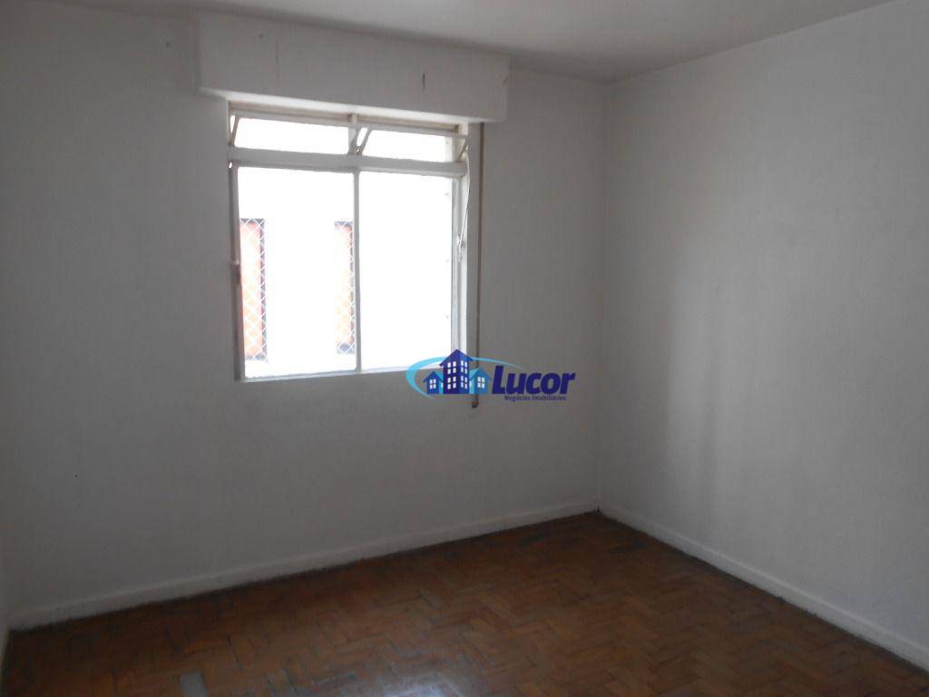 Apartamento para alugar com 2 quartos, 80m² - Foto 11