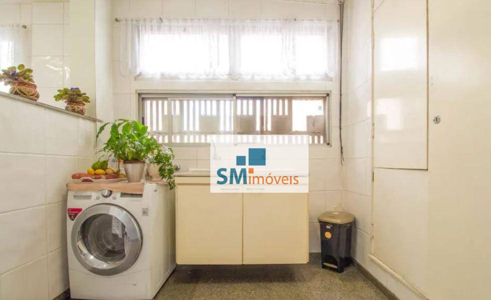 Apartamento à venda com 3 quartos, 240m² - Foto 10