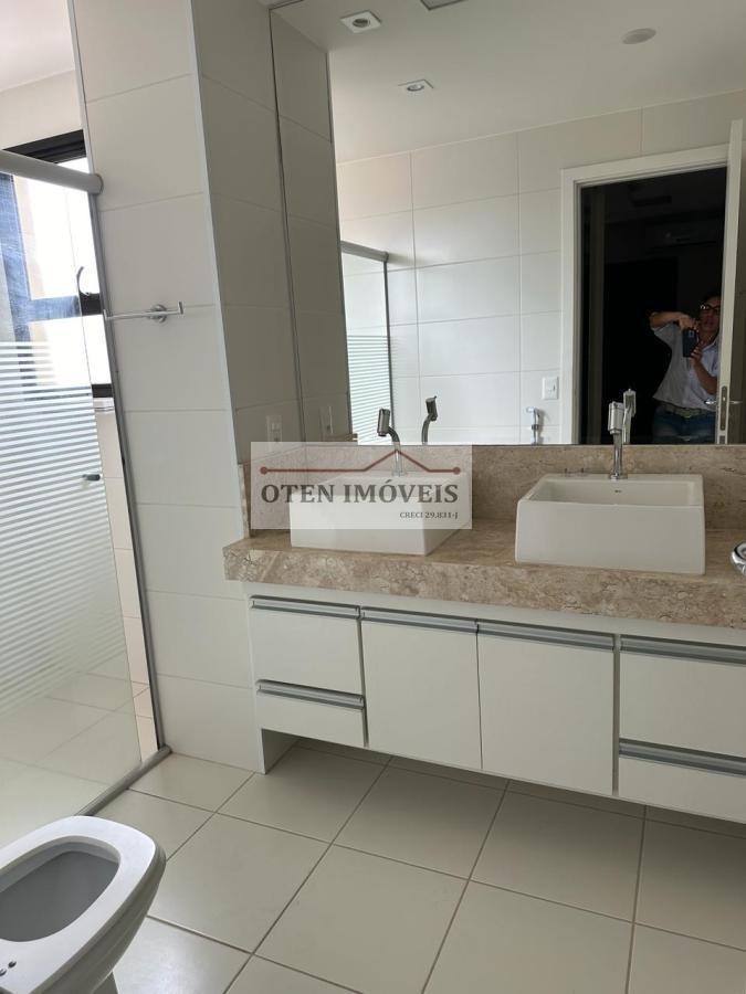 Apartamento para alugar com 3 quartos, 157m² - Foto 13