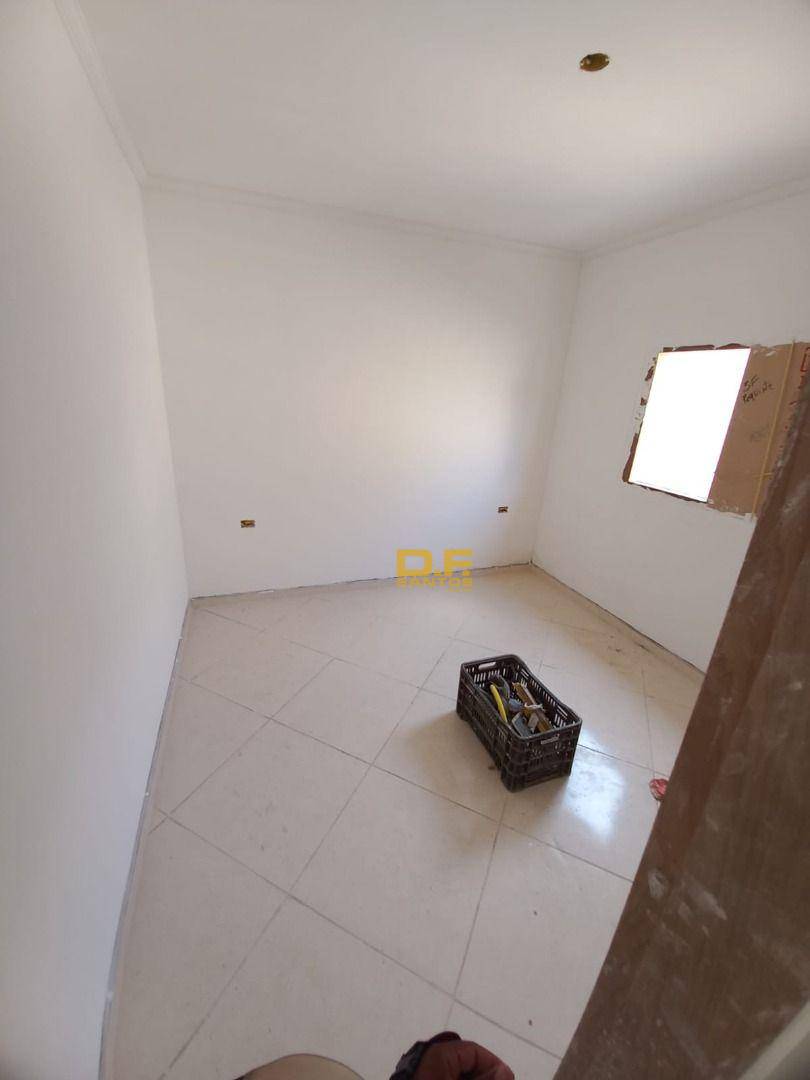 Casa à venda com 2 quartos, 150M2 - Foto 2