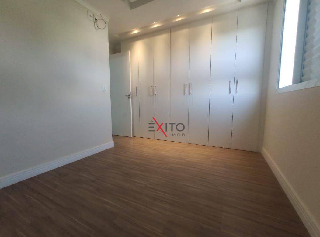 Apartamento à venda com 3 quartos, 75m² - Foto 8